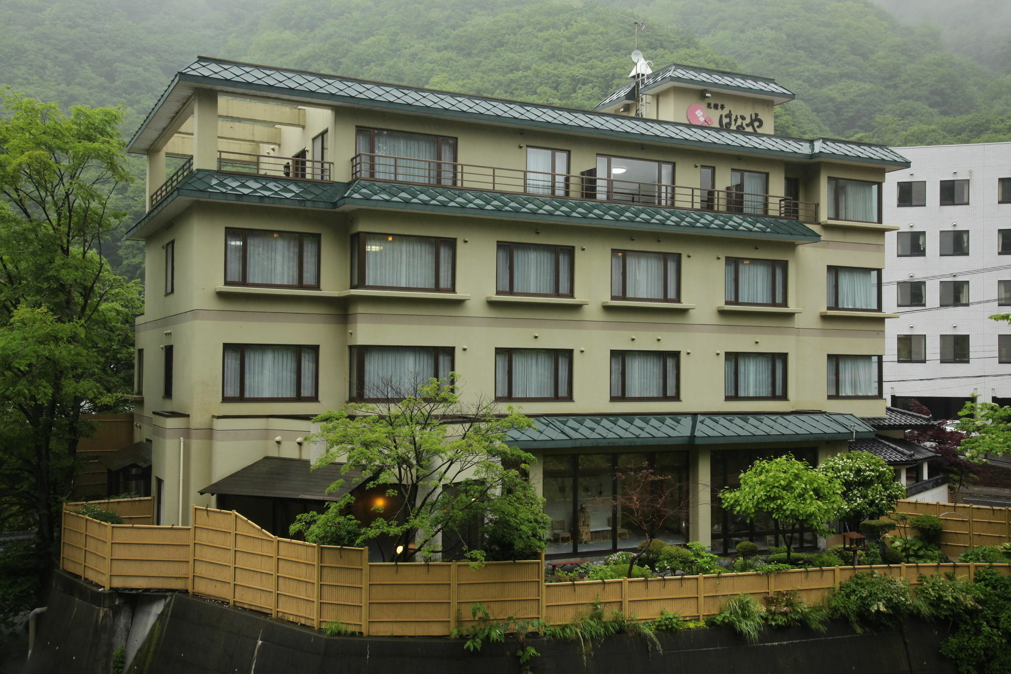 Hotel Kashoutei Hanaya à Noboribetsu Extérieur photo